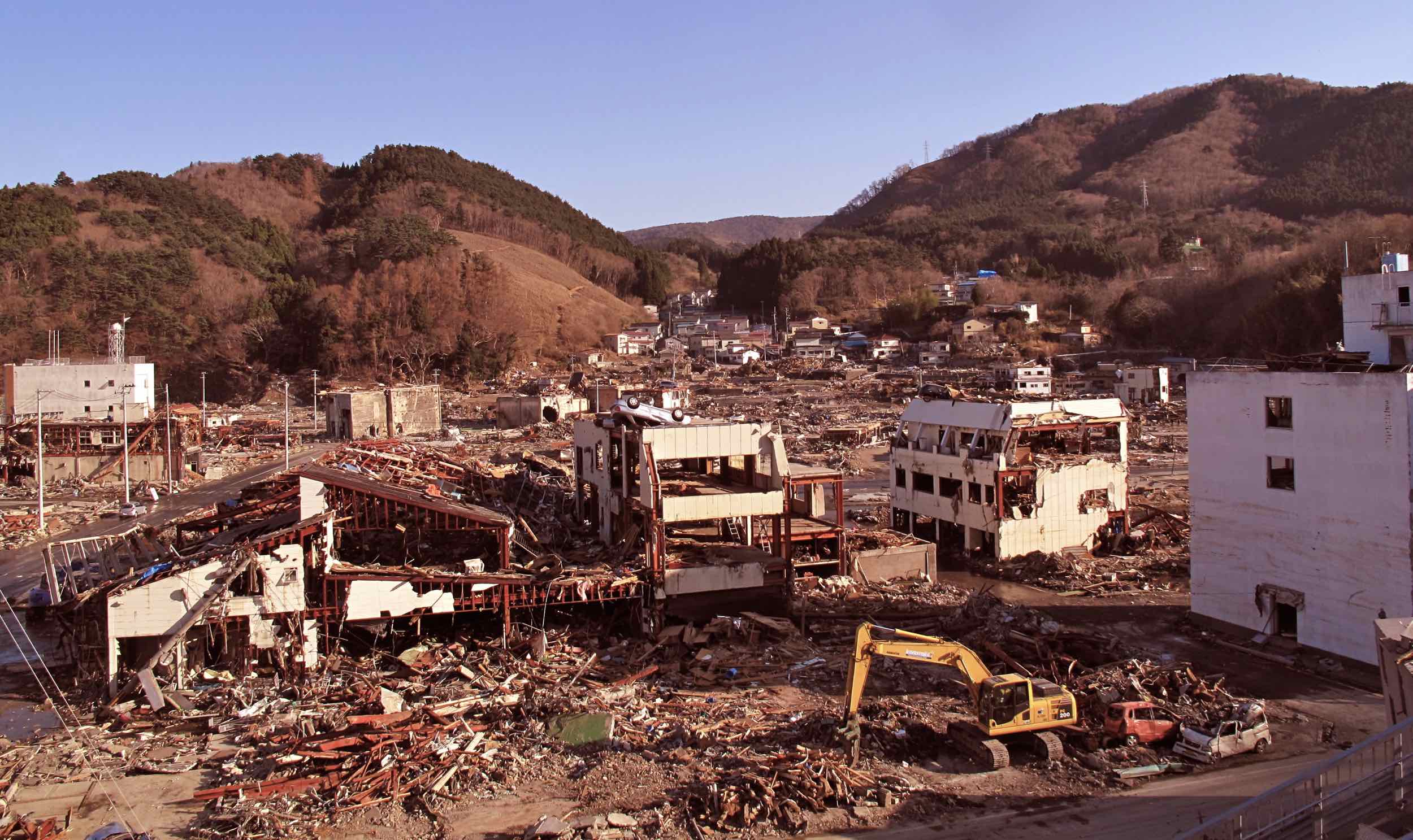  4/15 view from hospital, downtown Onagawa City 