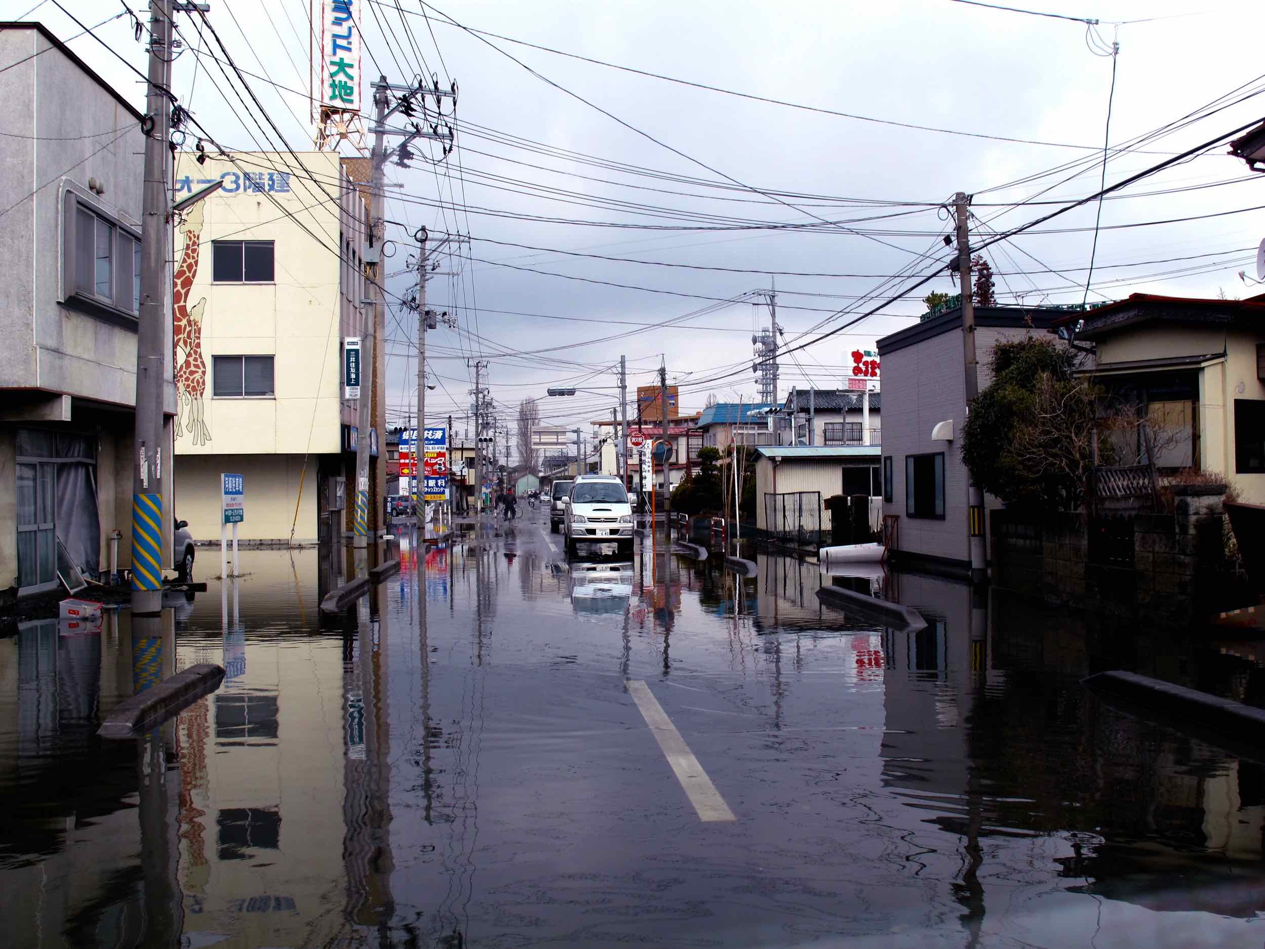  3/14 roads flooded, Ishinomaki City 